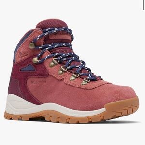 BRAND NEW in box Columbia womens newton ridge plus waterproof amped boots. Sz 12